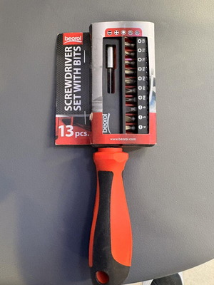 Beorol screwdriver set with 13 bits new