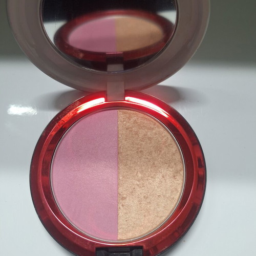 M.A.C Powder Blush Duo Disney Cruella limited edition like new