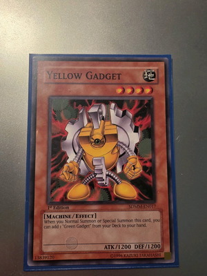 Yellow Gadget 1st edition like new