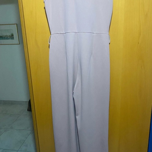 Salmon one-piece jumpsuit like new, size M
