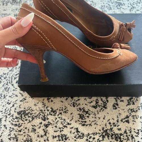 Massimo Dutti women's suede pumps size 37 like new, brown