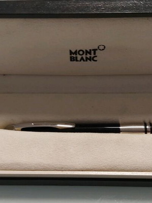 Mont Blanc Star Walker Platinum pen like new with box