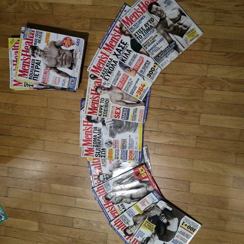 Mens Health magazine collection used, 18 issues 2008-2011