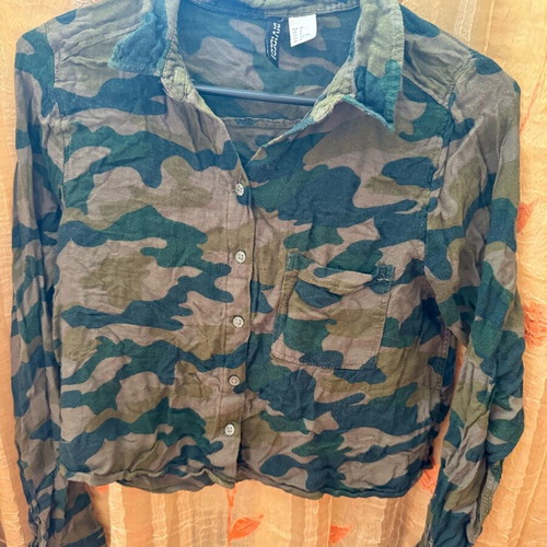 H&M shirt like new, size 38, green camouflage