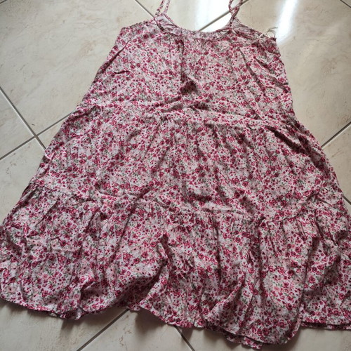 Loose floral dress size XS like new