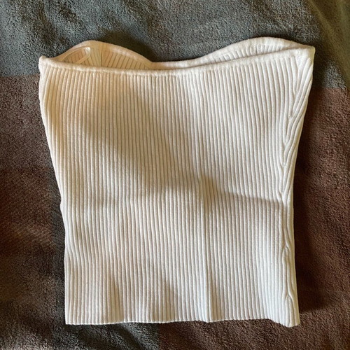 Gina Tricot crop top white like new ribbed knit