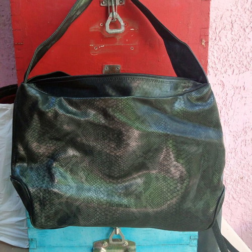 Donna large shoulder bag 43x26 cm like new, black gray with snake pattern