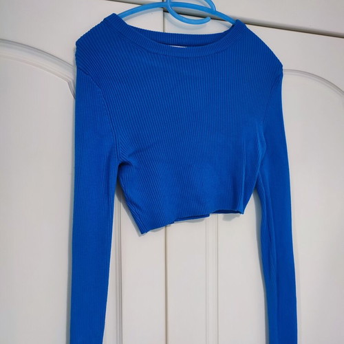 Crop top with long sleeves like new, blue, size M
