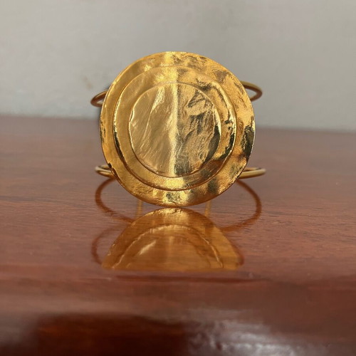 Don Joyelli brass bracelet like new with hammered finish