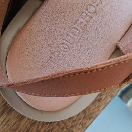 Tsuderos leather platform sandals size 38, beige brown
