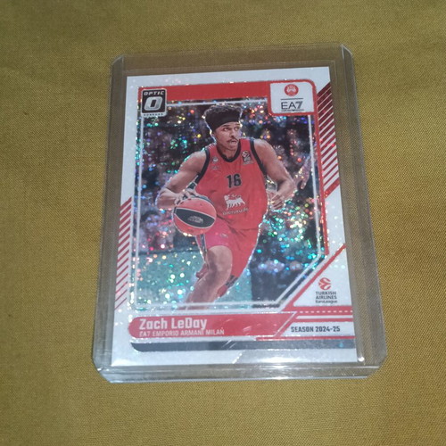 Leday White Sparkle SSP card like new, with sleeve and top loader