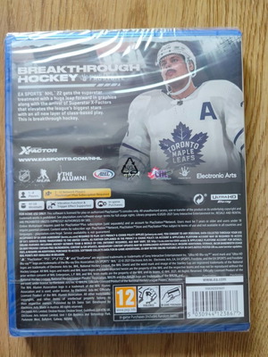 NHL 22 PS5 game sealed