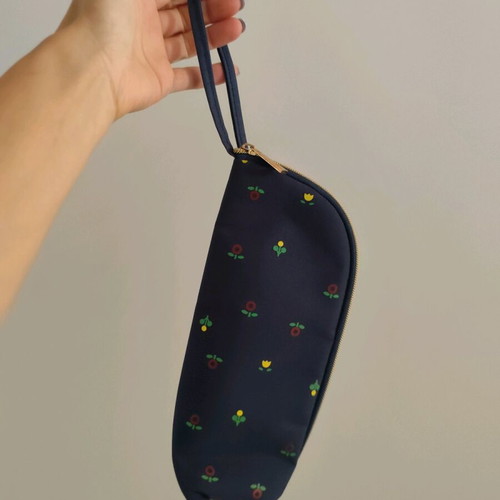 Insulated bag like new for water bottle or baby bottle