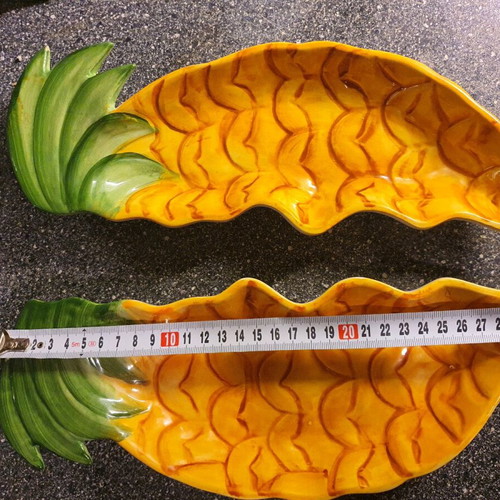 Set of two impressive pineapple-shaped plates 29 cm new