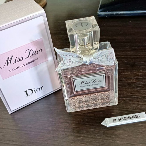 Miss Dior Blooming Bouquet eau de toilette, like new, approx. 70 ml