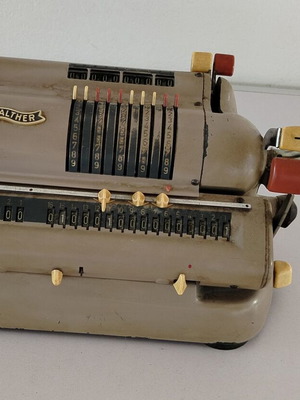 Μηχανική αριθμομηχανή Walther Model WSR 160 μεταχειρισμένη, εποχής 60'