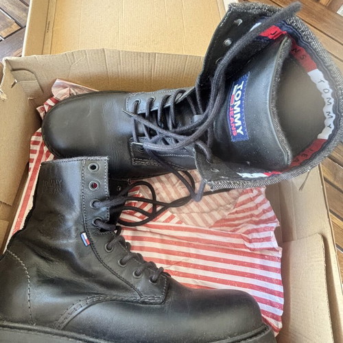 Tommy Hilfiger men's ankle boots, size 42, black
