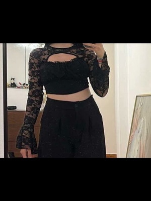 Blouse with lace and cups, new, black