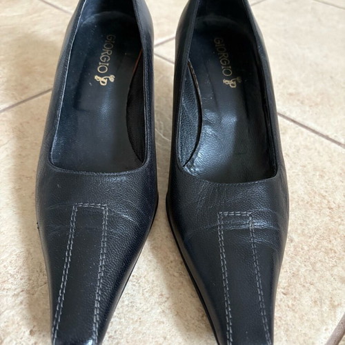 Leather black pumps used, size 36