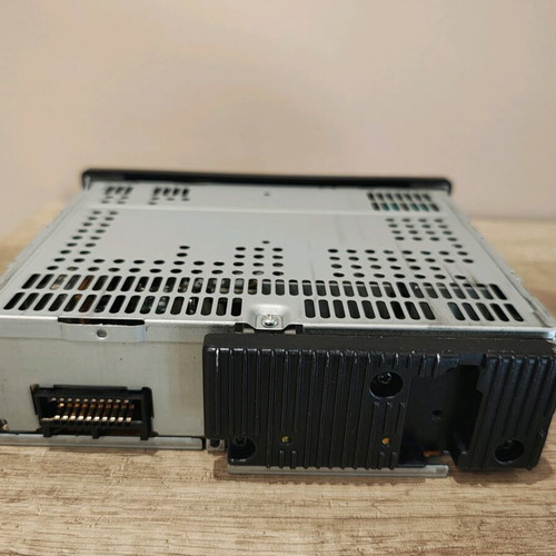 Kenwood KRC 254L like new, unknown function, no rear plug