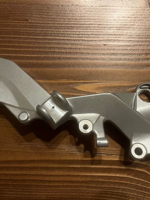 KTM Duke Footrest Bracket Front R/S 2013-2019 new