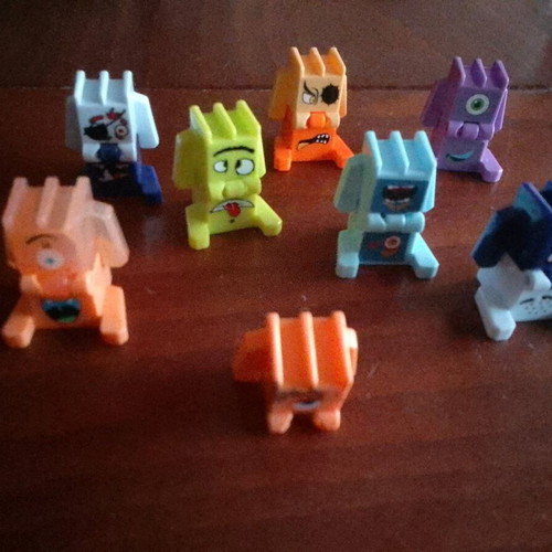 Kinder figures like new, set of 7 pieces