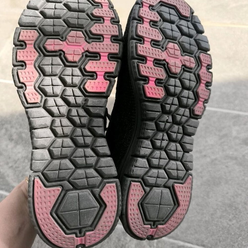Admiral women's athletic shoes like new, size 39, black pink