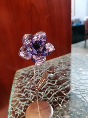 μαγνητικά ανθη swarovski σε μέσαιο μεγεθος