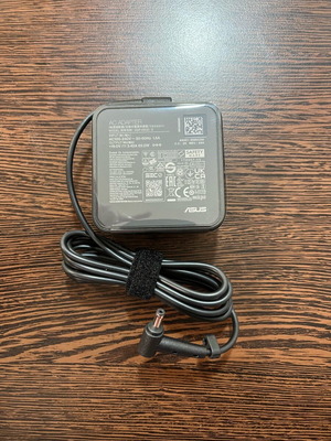 Asus power adapter 65W 19V 3.42A ADP-65GD D new