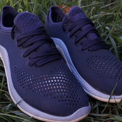 Crocs athletic shoes like new, blue, sizes 38-39