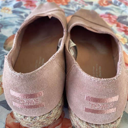TOMS suede shoes pink size 37.5