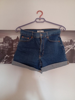 Pull & Bear elastic denim shorts size 38 new