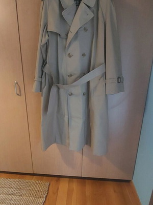 DAKS trench coat like new, beige, size XL