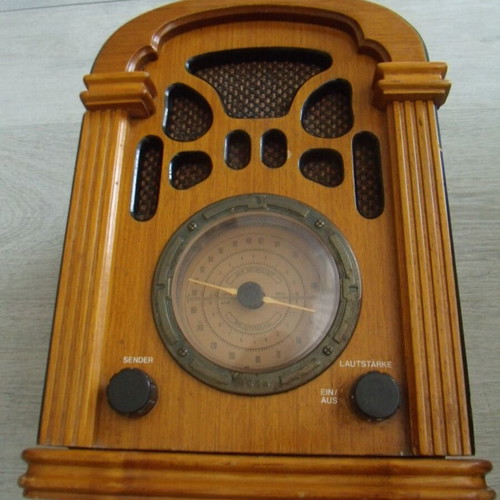 Antique Radio VMR-5011 EDUTEC used