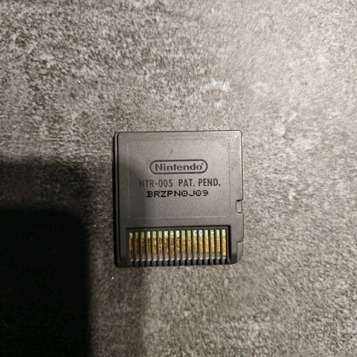 Beyblade cartridge for Nintendo like new, functional