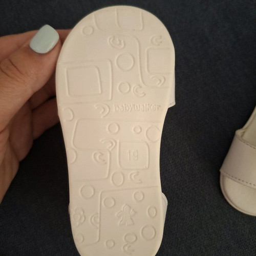 Babywalker baptism shoes size 19 like new