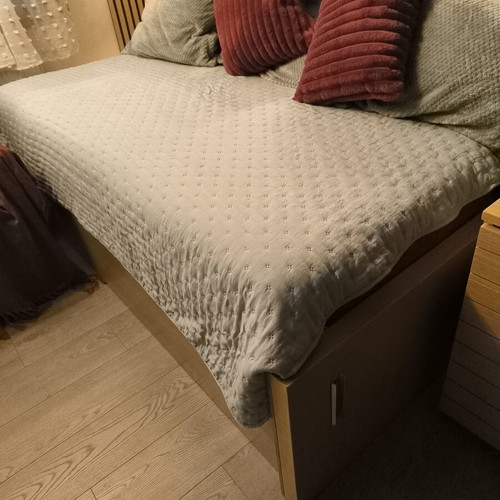 Bed chest handmade, like new, 1x2m with JYSK memory foam mattress