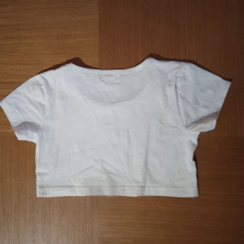 Funky crop top girl 10 years like new, white