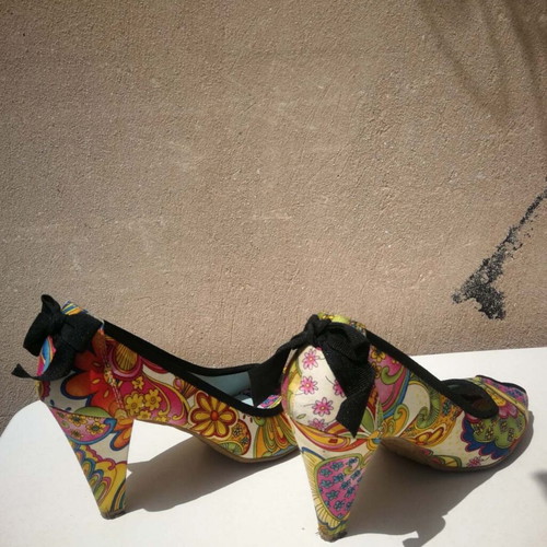 HoyVoy Peep Toe shoes used, colorful, size 37