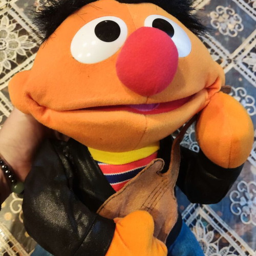 Sesame Street Rock & Roll Ernie plush toy Tyco 1997