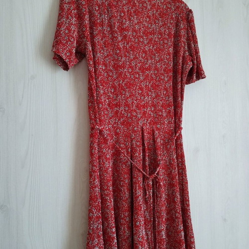 Mango dress used, airy red