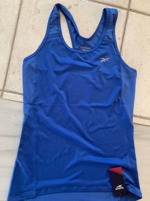 Reebok tank top new, size S