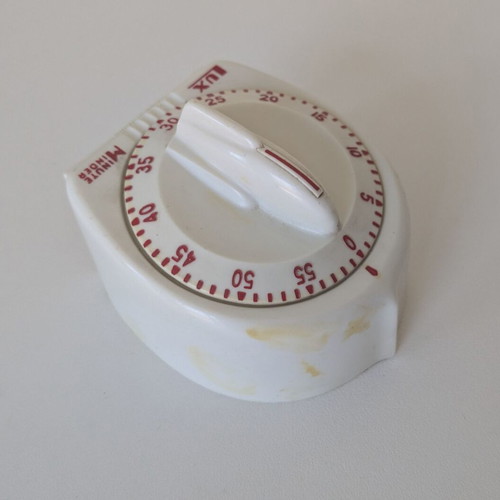 Lux Minute Minder vintage mechanical kitchen timer used
