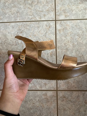 Πλατφόρμες Moods Shoes μεταχειρισμένες, χρυσαφί, μέγεθος 39