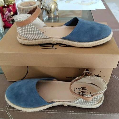 Handmade espadrilles size 36 blue like new