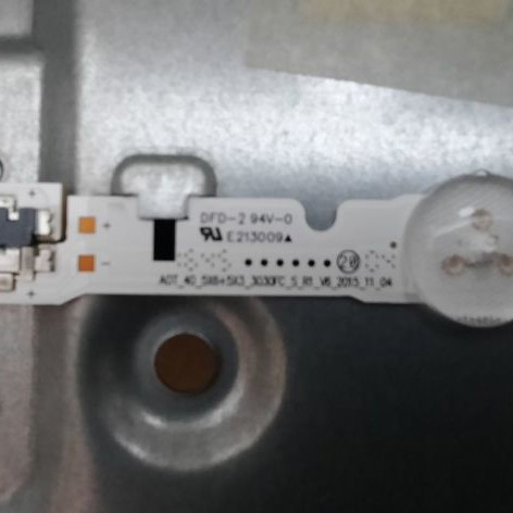 Led backlight strip E213009 DFD-2 94V-0 για Samsung UE40J5100AW μεταχειρισμένο, 3 μπάρες