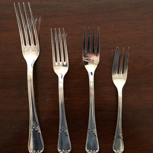 Silver collectible cutlery set like new, 12 sets, 171 pieces