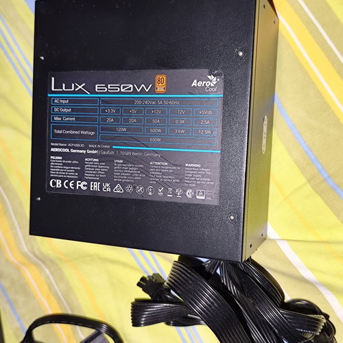 PSU Aerocool Lux 650 W like new