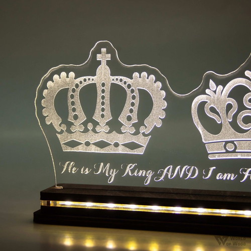 King and Queen LED lamp handmade with wooden base and plexiglass new