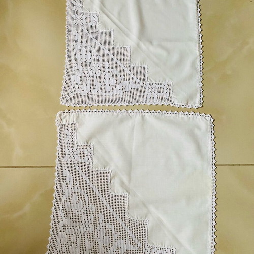 Vintage handmade placemats like new